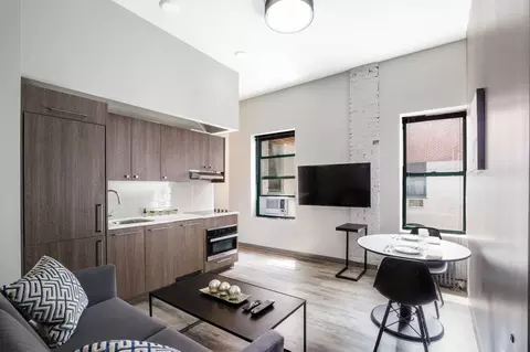 15 E 11th St, New York, NY 10003