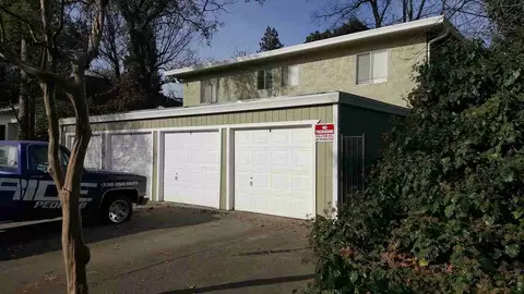 216 W Sacramento Ave, Chico, CA 95926