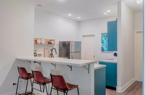 1704 S Akard St, Dallas, TX 75215