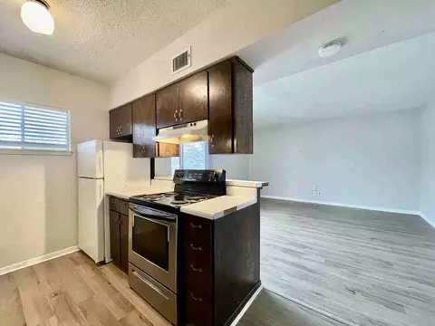 126 Scott St, San Marcos, TX 78666