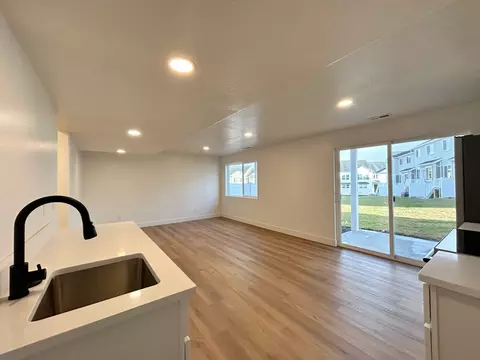 1340 N Sage Dr, Eagle Mountain, UT 84043