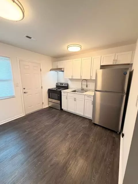 Firwood Ln, Charlotte, NC 28209 photo 2