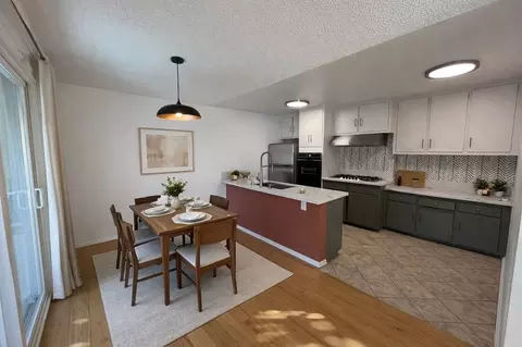 445 E Magnolia Blvd, Burbank, CA 91501