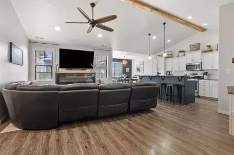 304 Cliff Swallow Ave, Caldwell, ID 83605