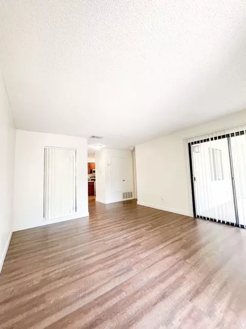 1830 E Fir Ave, Fresno, CA 93720