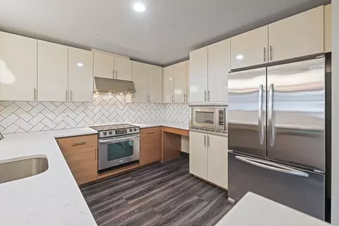 523 Broadway E, Seattle, WA 98102 photo 5