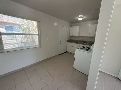 1709 N Hollywood Way, Burbank, CA 91505 photo 7