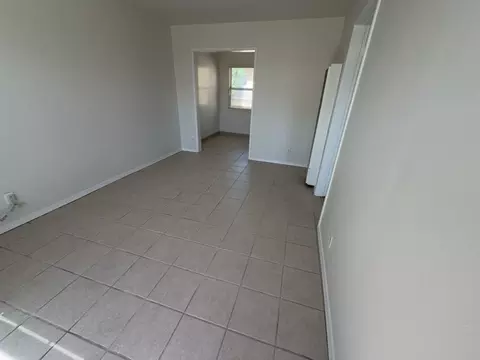 1709 N Hollywood Way, Burbank, CA 91505