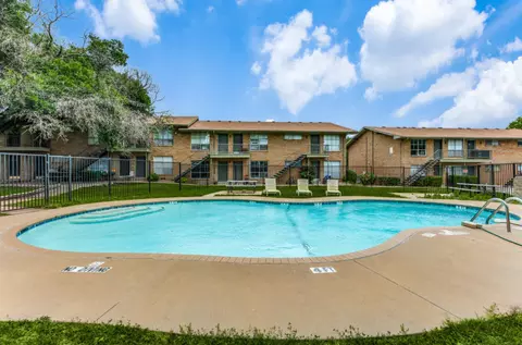 410 N International Rd, Garland, TX 75042