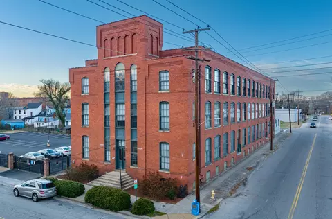 801 Hinton St, Petersburg, VA 23803