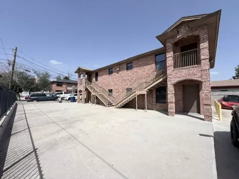 902 Laredo St, Laredo, TX 78040
