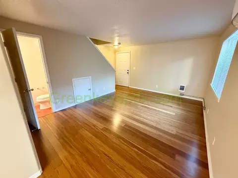 7137 SE Steele St, Portland, OR 97206
