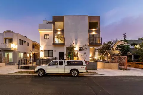 5812 Virginia Ave, Los Angeles, CA 90038