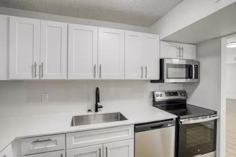 1490 NE 123rd St, North Miami, FL 33161 photo 27