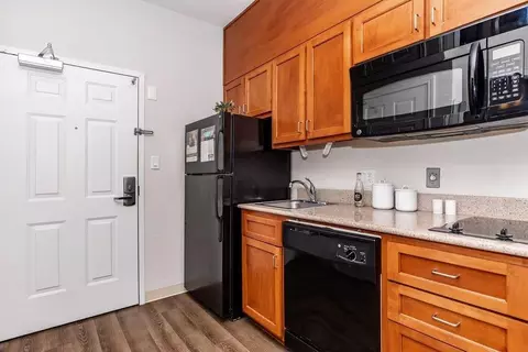 8719 Fm 1960 Rd W, Houston, TX 77070