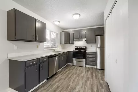 1200 Eastmont Ave, East Wenatchee, WA 98802