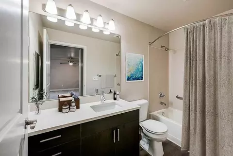 2400 4th Ave, Seattle, WA 98121 photo 45