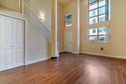 2400 4th Ave, Seattle, WA 98121 photo 48