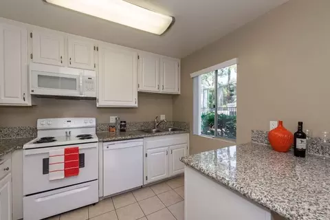 5476 Kiowa Dr, La Mesa, CA 91942