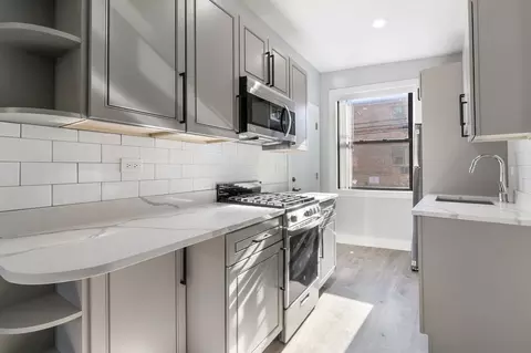 7618 26 Neastlake Ter, Chicago, IL 60626