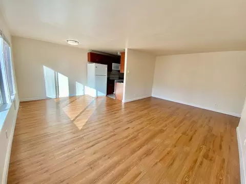 509 19th Ave E, Seattle, WA 98112
