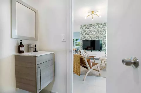 Undisclosed, Miami, FL 33138 photo 44