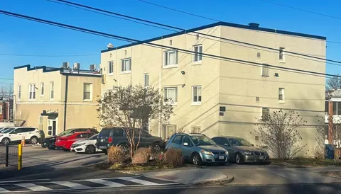 5024 Fort Totten Dr NE, Washington, DC 20011