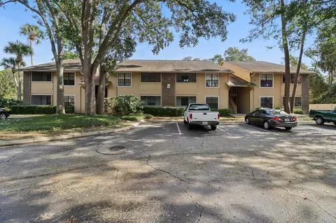 958 Village Trl, Port Orange, FL 32127 photo 2