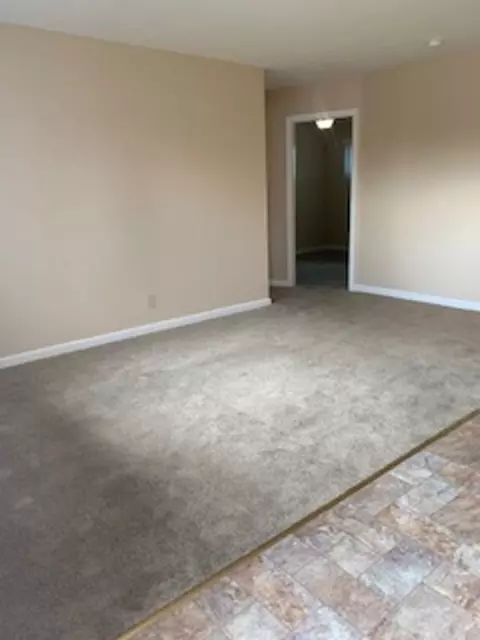 382 Harris Rd, Hayward, CA 94544
