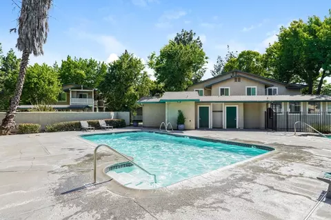 3271 Azevedo Dr, Sacramento, CA 95833