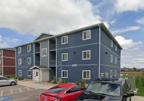 1062 Valley Dr, Rapid City, SD 57703