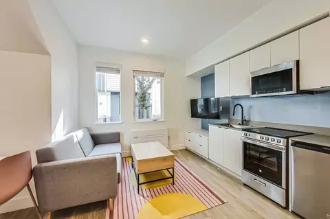 1925 Brush St, Oakland, CA 94612