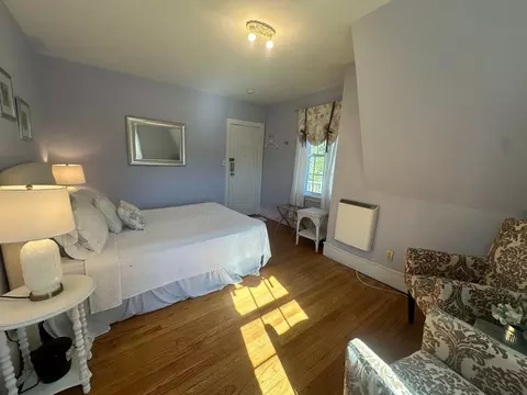 453 Stockbridge Rd, Great Barrington, MA 01230