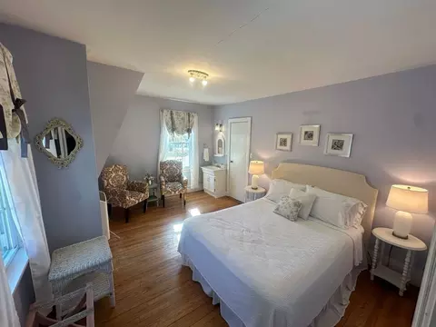 453 Stockbridge Rd, Great Barrington, MA 01230