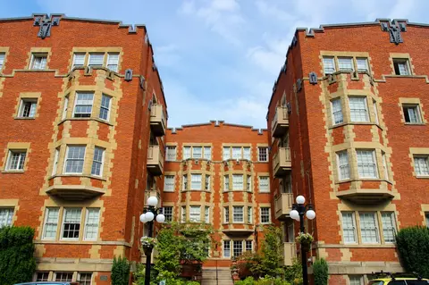 117 NW Trinity Pl, Portland, OR 97209