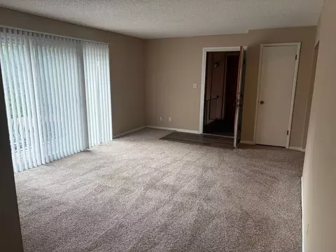 5717 Outlook St, Mission, KS 66202
