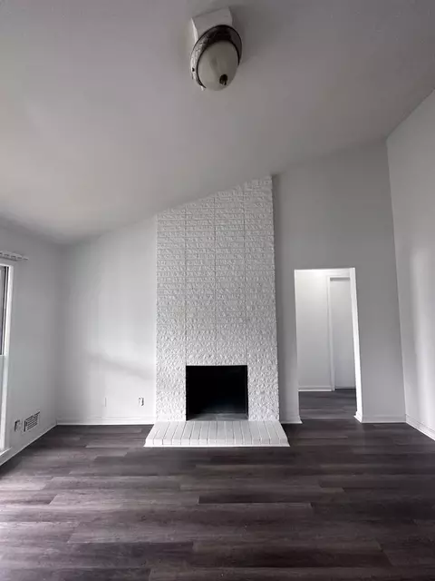 1801 Bashford Manor Ln, Louisville, KY 40218