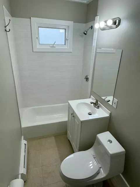 23 Mall St, Lynn, MA 01905