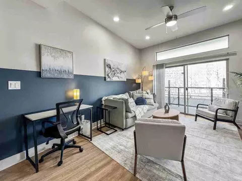 310 N Oakland Ave, Dallas, TX 75226