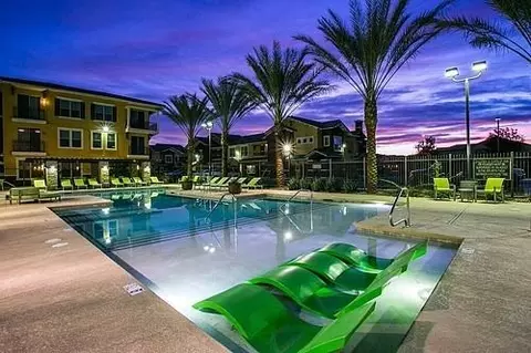 10695 Dean Martin Dr, Las Vegas, NV 89141