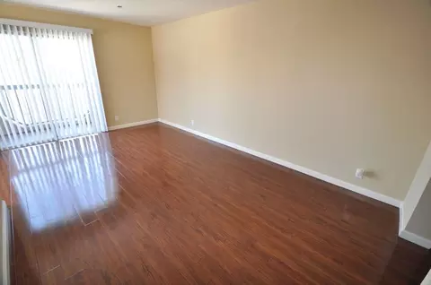 5002 Tujunga Ave, Los Angeles, CA 91601
