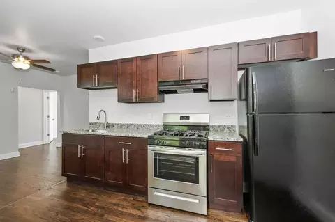 7655 S Lowe Ave, Chicago, IL 60620