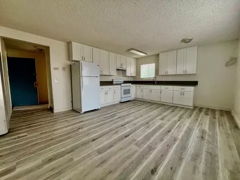 4243 49th St, San Diego, CA 92115