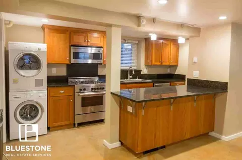 2254 NW Irving St, Portland, OR 97210