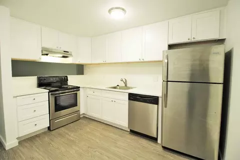 614 Sheridan Rd, Bremerton, WA 98310