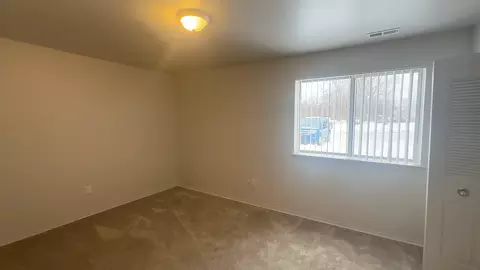 23128 Wellington Cres, Clinton Township, MI 48036 photo 4