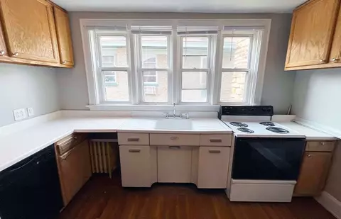 3015 Clifton Ave, Cincinnati, OH 45220