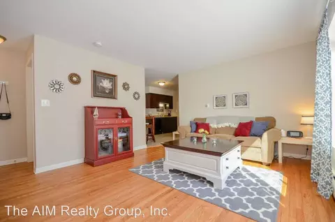 335 N Yale Ave, Villa Park, IL 60181