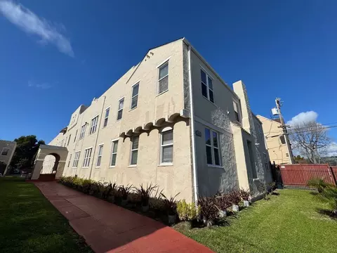 1759 Seminary Ave, Oakland, CA 94621