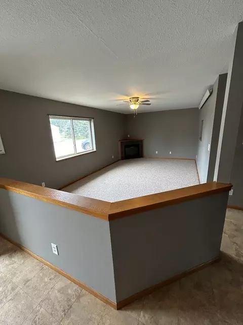 Cedar St, Brandon, IA 52210